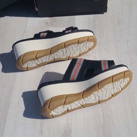 Sorel Joanie III Slide Women's Black and Red Sandals size 9 NWT in box - Picture 10 of 12